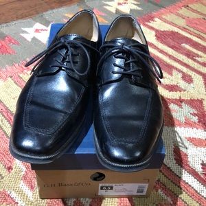 Excellent Condition Men’s Black Dress Shoes